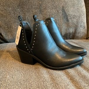 Adorable A New Day black studded booties